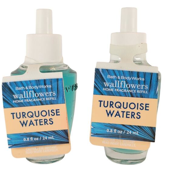 Bath & Body Works Wallflowers Refills Turquoise Waters Scent 0.8oz Lot of 2 - Picture 1 of 7